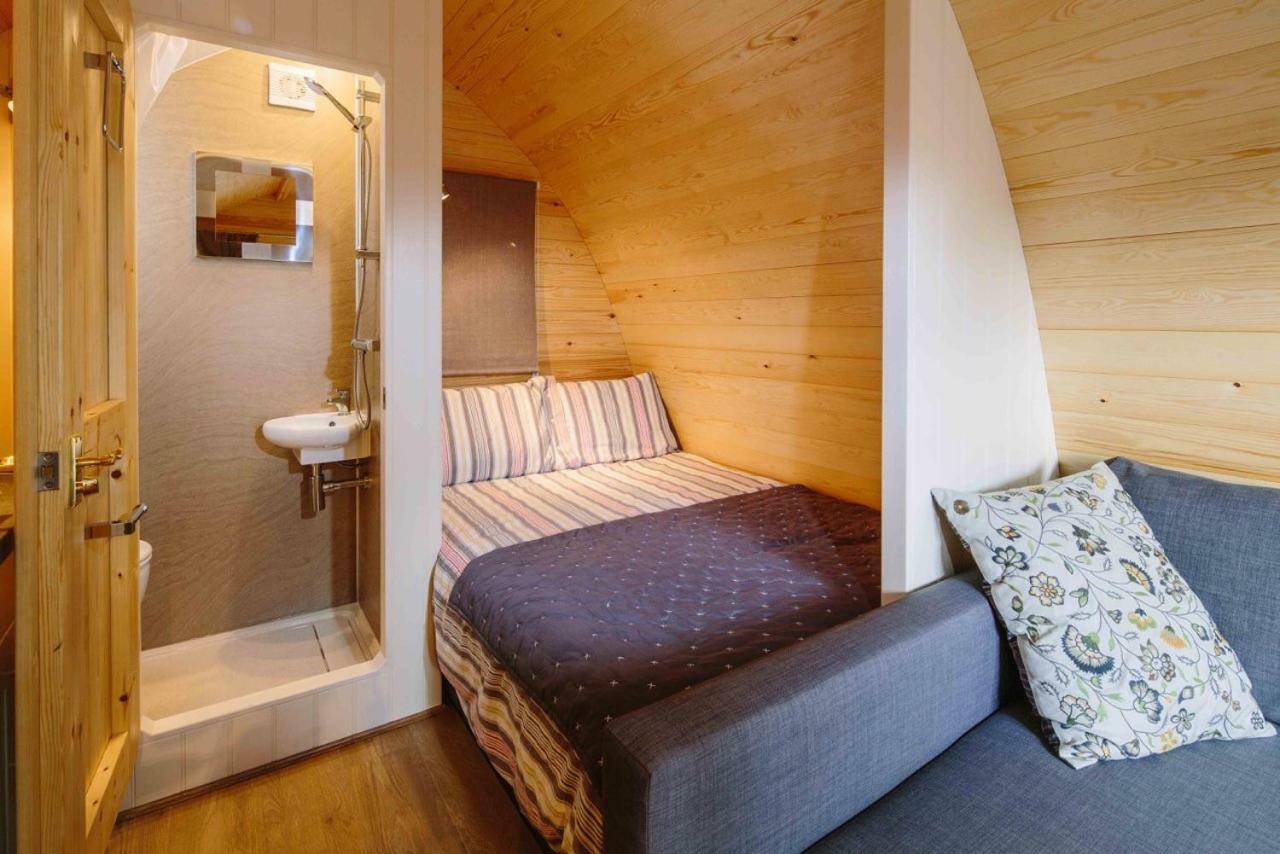 Campion Glamping Pod Cheltenham Exterior foto