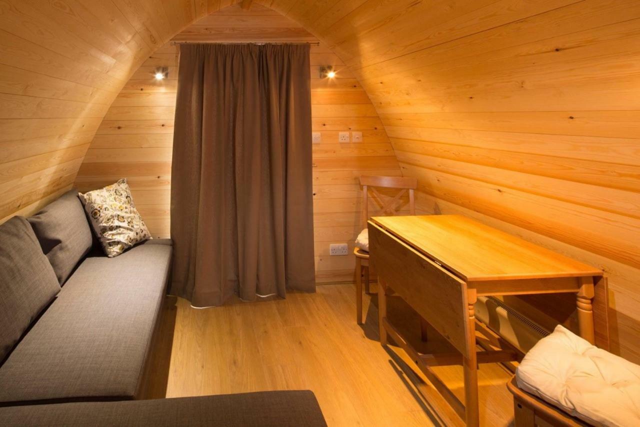 Campion Glamping Pod Cheltenham Exterior foto